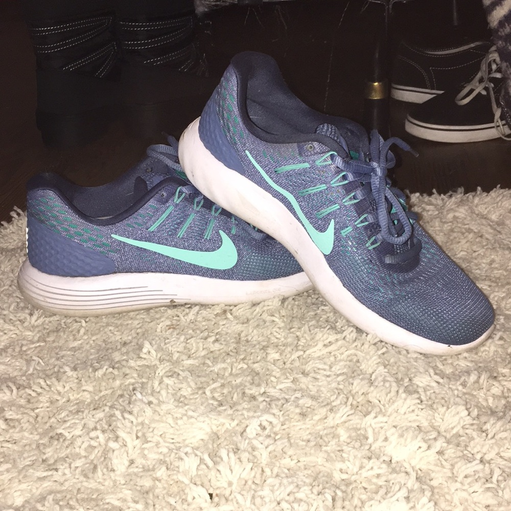 Nike shoes